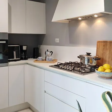 Apartment Cuore - Charming Intra Apartment, Walk Everywhere